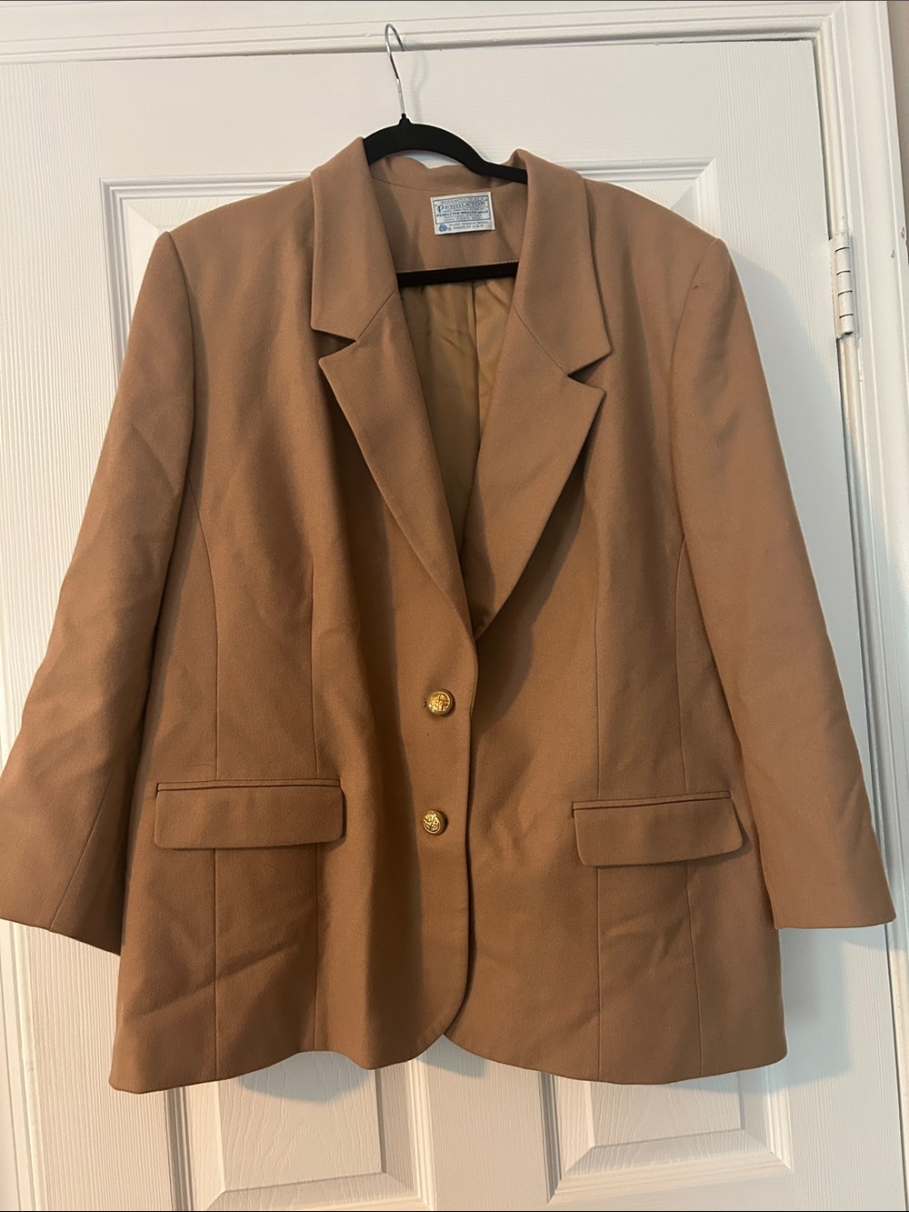 Vintage Pendleton 100% Virgin Wool Camel/Tan Blazer with Gold Buttons